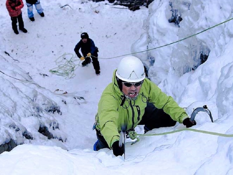 アイスクライミング<br />
ワンプレイト